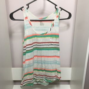 Gap women’s size S summery tank price dropped !
